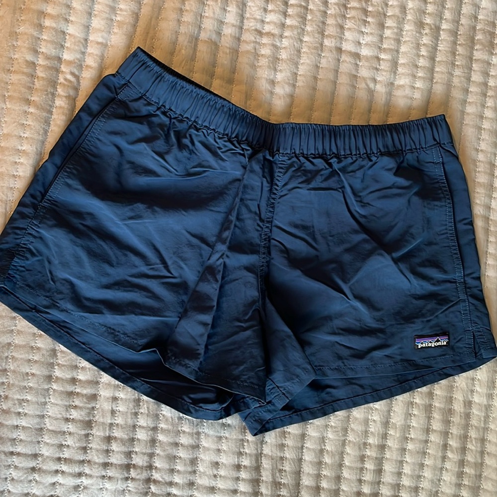 Patagonia barely baggies
